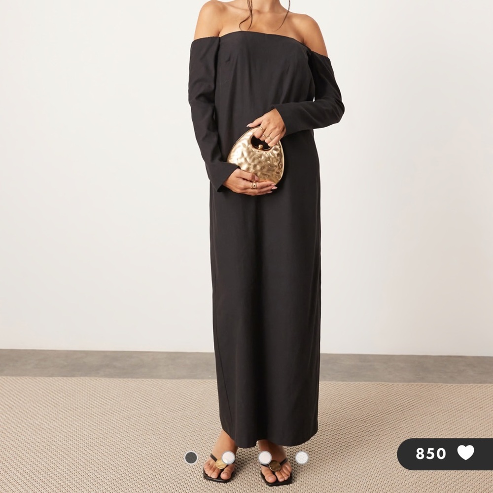 NWT OFF SHOULDER MAXI DRESS